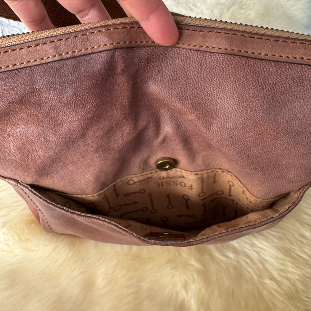 FOSSIL LONG LIVE VINTAGE 1954 Leather Crossbody Bag - Picture 12 of 16